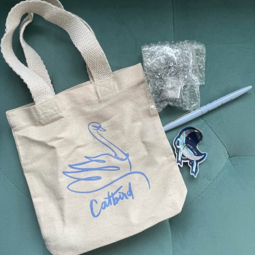 Catbird Laufey goodies